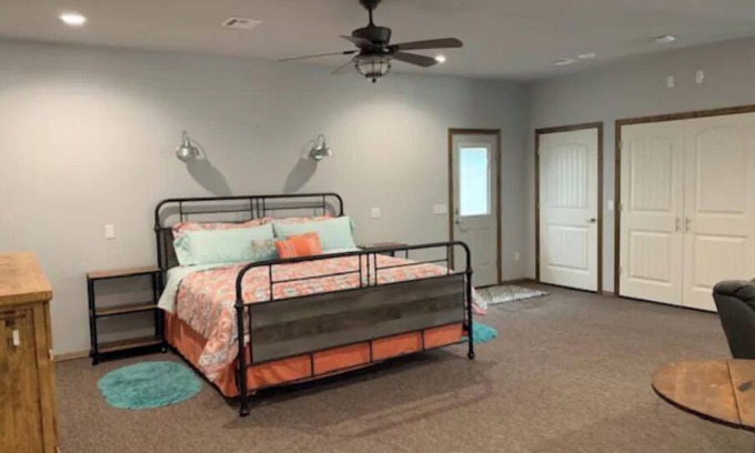 Joplin Apartment | Neely's Bungalow