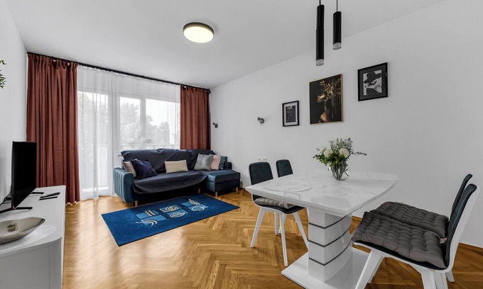 Bielany Apartment | Nerudy Comfy Living Apartment