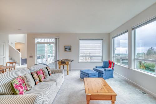 Netarts House | Netarts Sundown - Meredith Lodging