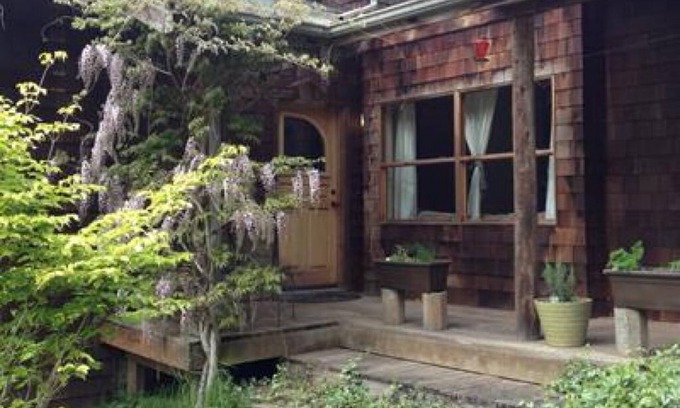 Lummi Island Apartment | Nettles Farm House Apartment