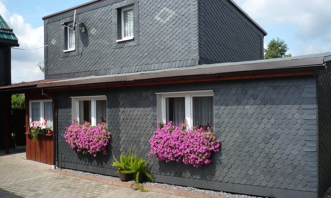 Neustadt am Rennsteig House | Neustadt 2BR with Garden