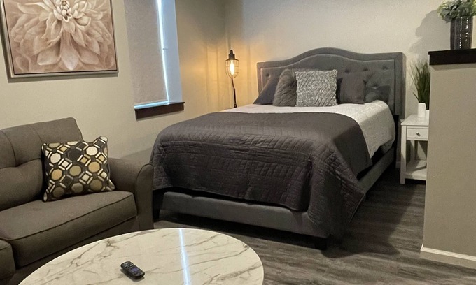 Wabasha Apartment | New! 1 of 4 Downtown Studios