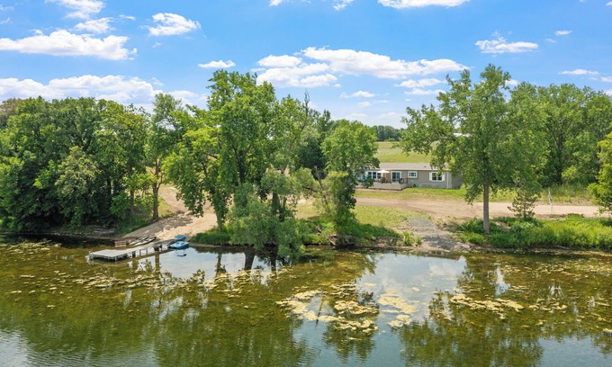 Buffalo Cabin | New Build Cabin Retreat on Mink Lake