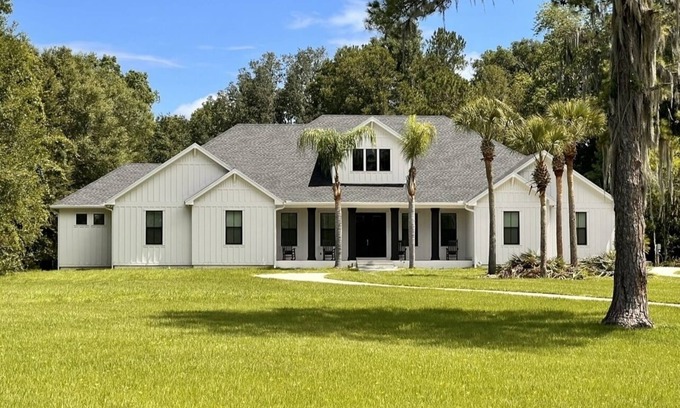 Ocala House | New construction- Modern Farmhouse on 5 acres- An equestrian's dream