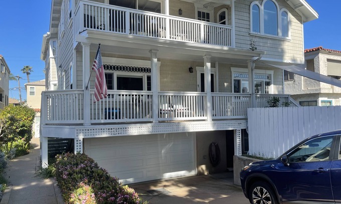 Coronado Condo | NEW Coronado Village Charmer Walk to every where/Pr. Garage.