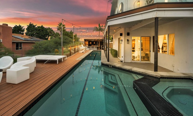 San Diego House | NEW! Del Mar MODERN INDUSTRIAL