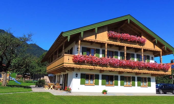 Lenggries House | New house at the foot of the Brauneck, vacation with children u. dog