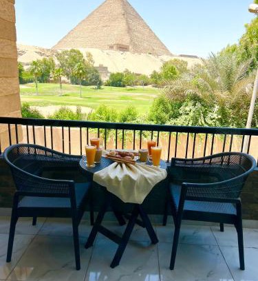 Al Haram Hotel | New Jazal pyramids view