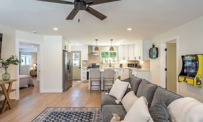 La Mesa House | New La Mesa Escape – Private Studio