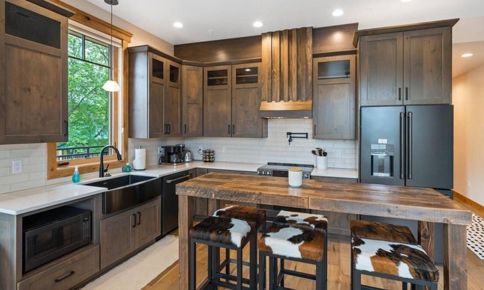 Whitefish Apartment | New Listing/Brand New Construction in the Heart of Downtown Whitefish