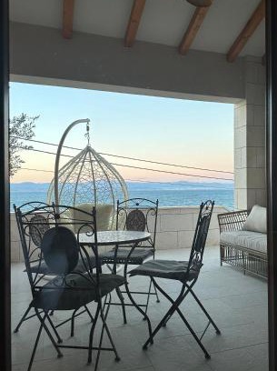 Stomorska Apartment | New Luxury Apartments at Villa A'more - by the Sea