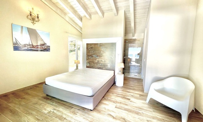 Toscolano Maderno Villa | New modern Villa with fantastic LAKE VIEW and shared POOL