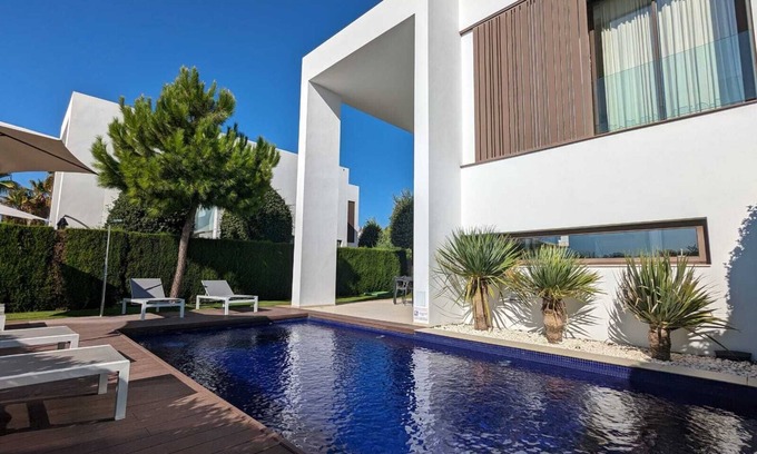 Moravit Villa | New Modern Villa in Moraira Walking Distance to Restaurants & the Sea