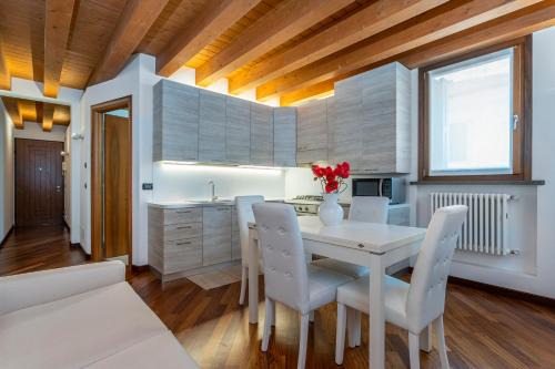 Palmanova Apartment | New Ride Palmanova Apartment