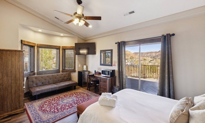 Hildale Condo | NEW! Room 22 - Vermillion Cliffs by Zion Cliff Lodge