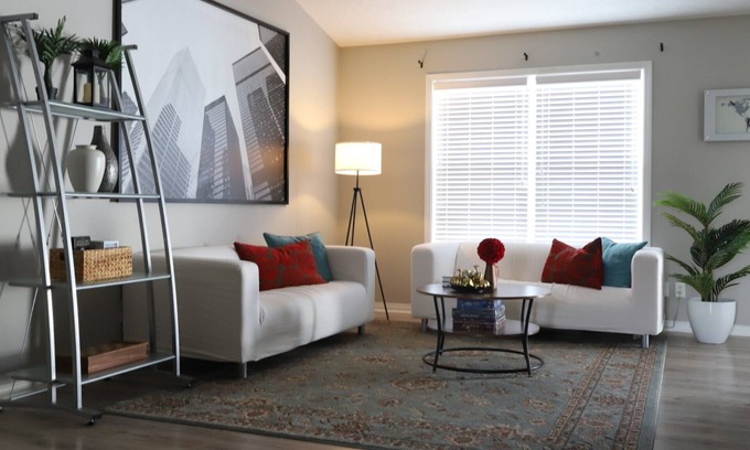 Newburgh House | Newburgh Bullseye, close to all