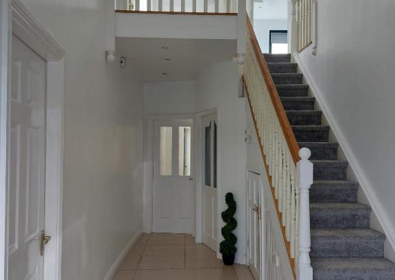 Derry House | Newly Furnished 5-bedroom House Rosscarbery/Glandore