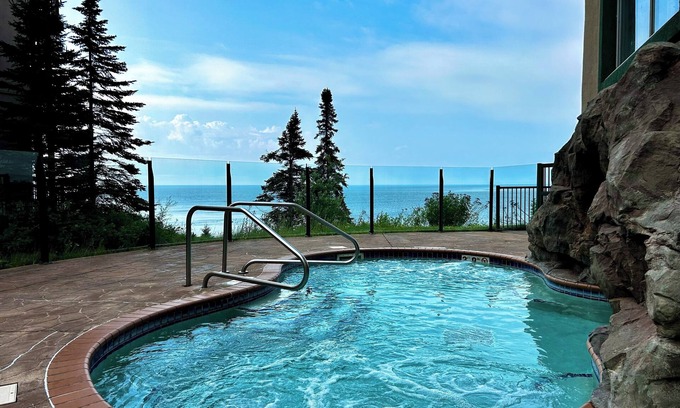 Two Harbors Condo | Newly Listed Lake Superior Condo~Resort Setting