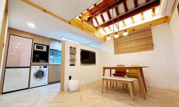 Mapo House | Newly Renovated 100-Year-Old House@MAPO-SEOUL ☆ 4Subway Lines