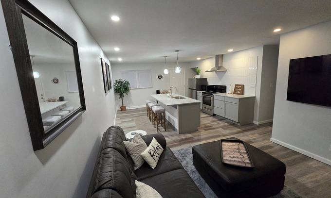 Danville House | Newly Renovated; Near Ironman Raceway-Hitch Parking-Easy I-74, Casino, U of I