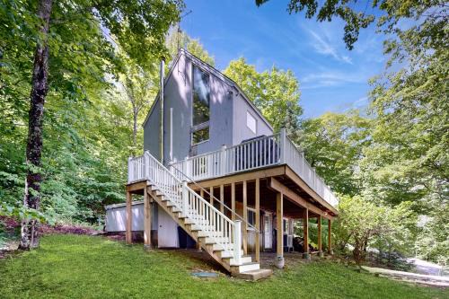 Campton House | NH Mountain Retreat