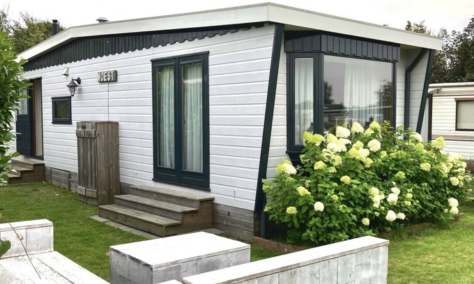 Petten Ski Chalet | Nice and cozy Chalet for 4 people, near the beach.