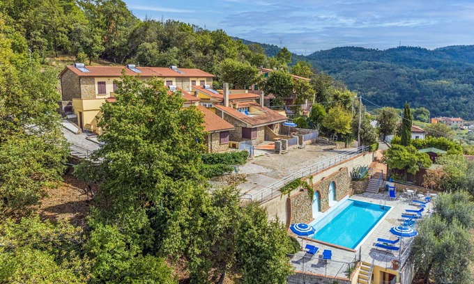 San Baronto Apartment | Nice apartment for 4 guests with WIFI, pool, balcony, pets allowed and panoramic view