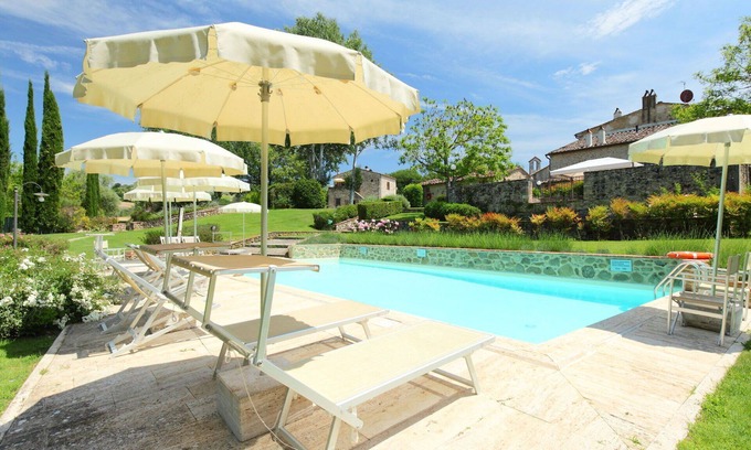 Rapolano Terme Villa | Nice apartment in villa for 6 people with pool, WIFI, TV and patio