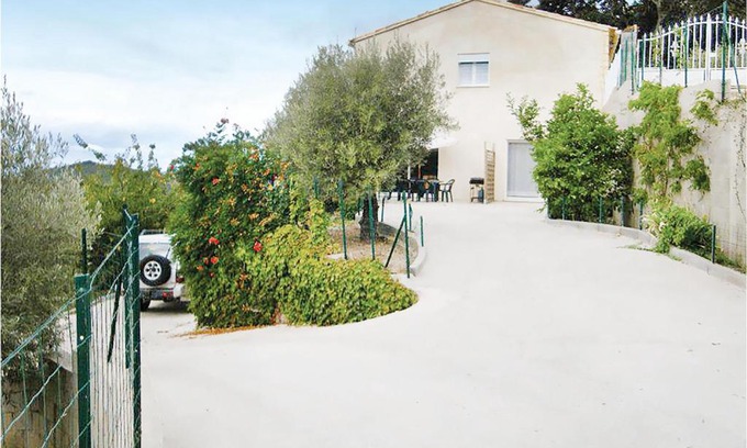 Coggia Apartment | Nice apartment in Coggia with 2 Bedrooms and Internet