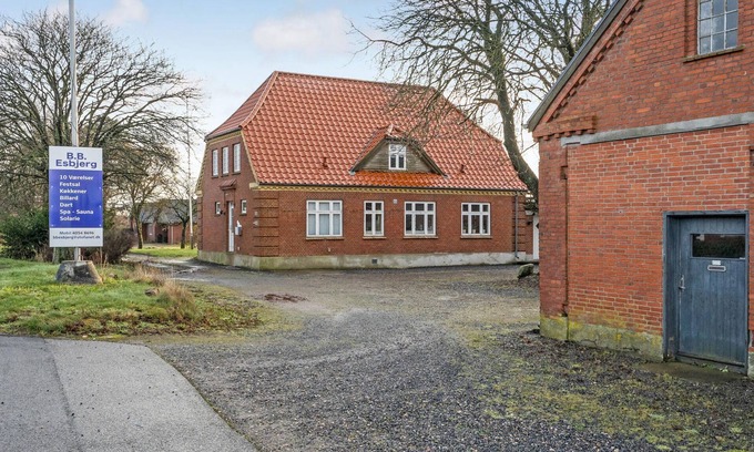 Sjaelborg Apartment | Nice apartment in Esbjerg V with sauna