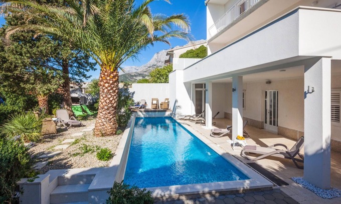 Bidol Apartment | Nice apartment in Makarska