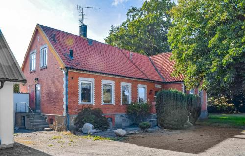 Simrishamn Apartment | Nice Apartment In Simrishamn With Wifi