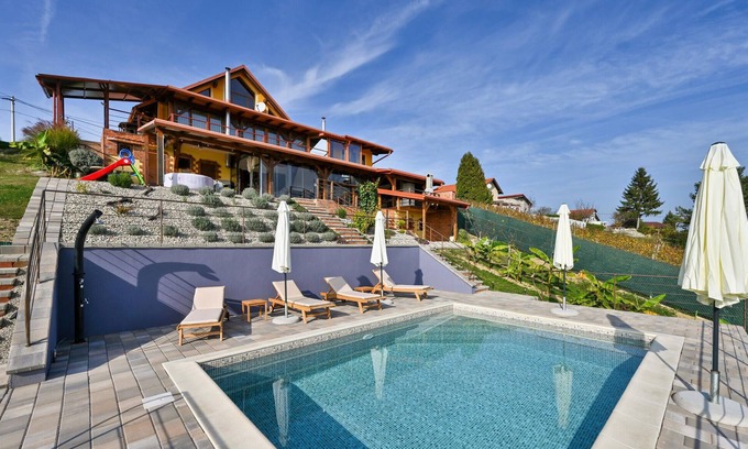 Cestica House | Nice home in Falinic Breg with sauna