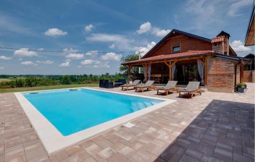 Bjelovar House | Nice Home In Gornje Plavnice With Wifi