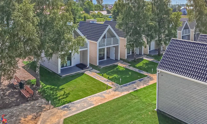 Sianozety House | Nice home in Sianozety with kitchen