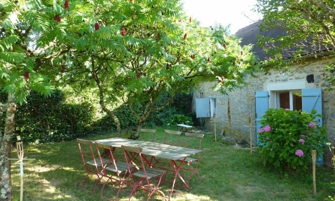 Tintury House | Nice typical house in french counrtyside, ideal for resting holidays in family!