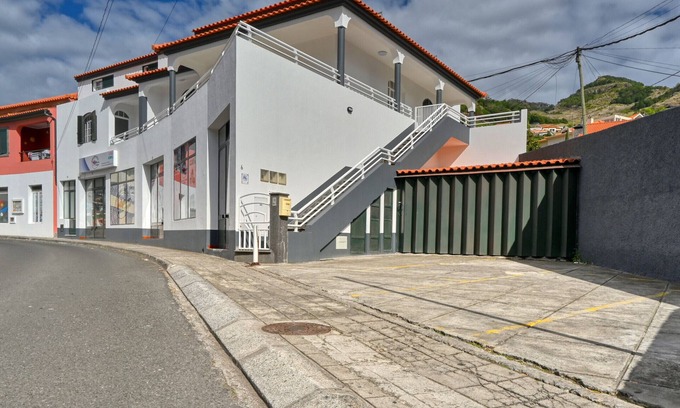 Machico Apartment | Nidia's Place, a Home in Madeira