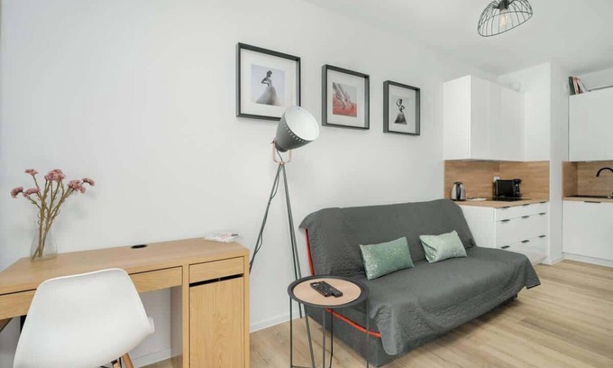 Nowe Miasto Apartment | Niemena 6 | Cozy Studio | Parking