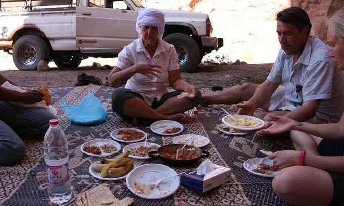 Wadi Rum RV Rental | Nights Dreams Camp & tours