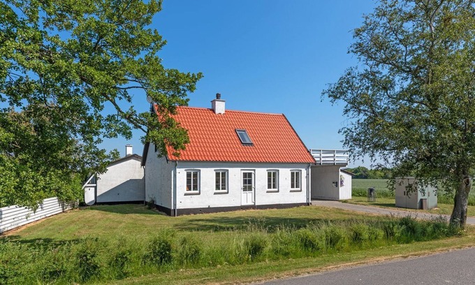 Østermarie House | "Nilia" - 3.5km from the sea by Interhome