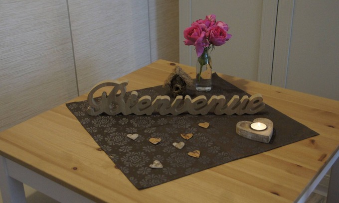 Fosses-La-Ville Apartment | Nina's little Nests 1