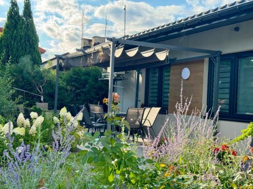 Łowicz Apartment | Noclegi, pokoje, kwatery "Nad Bzurą"