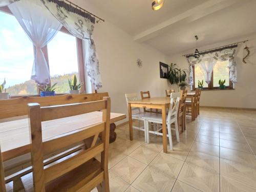 Walim House | Noclegi u Belli