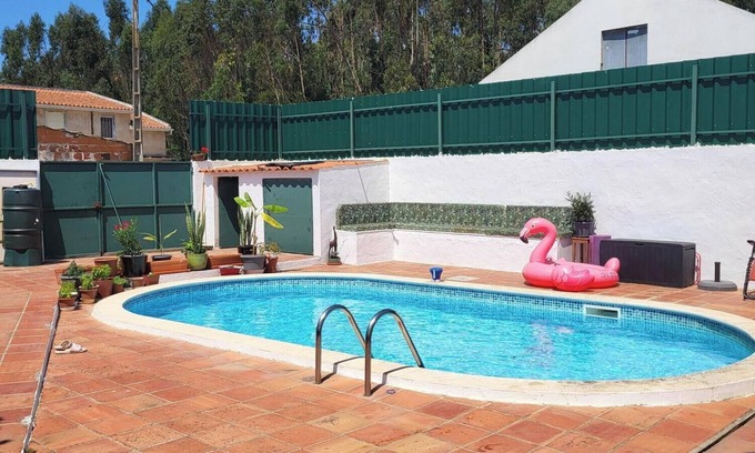 Lourinha Apartment | Nomads Vacation Home - relaxation with pool, beach proximity & nature experience