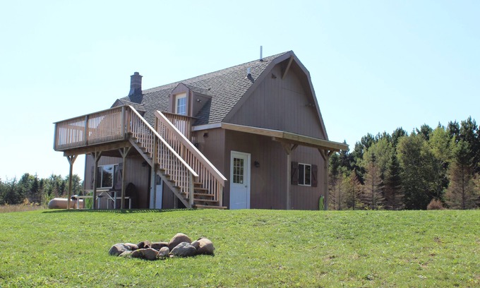 Atlantic Mine House | Northwinds Adventures Da Barn in Heart of the Keweenaw