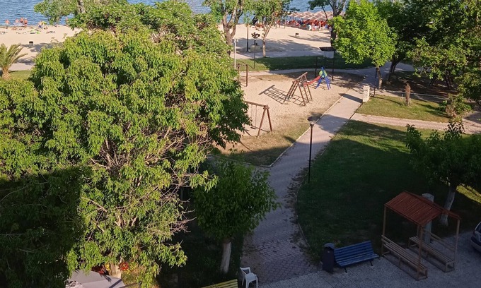 Olymbiaki Akti House | NOSTOS