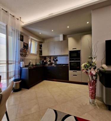 Peretola Apartment | Novoli Chic: Cuore di Firenze