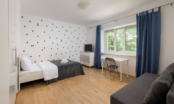 Muranow Apartment | Nowolipie Urban Nest Apartment