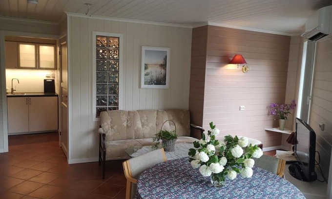 Aheim Apartment | Nyoppusset leilighet. Dusj med steambad.