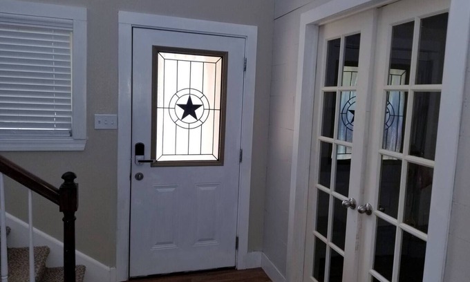 Georgetown House | O.W.L. House - Charming 4-bedroom house with AC and WiFi in lovely Georgetown